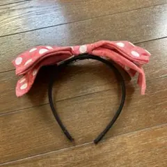 ピンクの水玉リボンヘアバンド