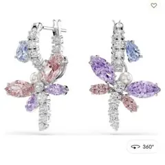 新品✨スワロフスキー　アリアナ　コラボ　トンボ　ピアス　フープ