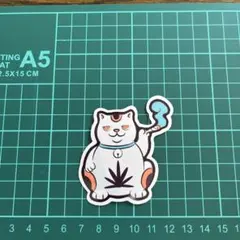 【C029】防水ステッカー　weed アニマル　猫　招き猫