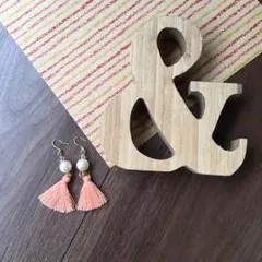 フリンジピアス