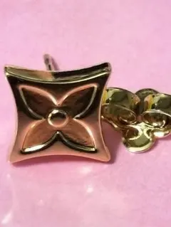 LOUIS VUITTON フラワーモチーフ ピアス(片耳用)のサムネイル
