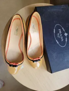 PRADAパンプスエナメル