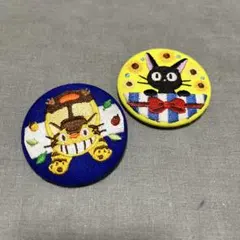 スタジオジブリ　刺繍缶バッジ　ジジ　ネコバス