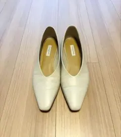 ユナイテッドアローズ　パンプス　37 1/2のサムネイル