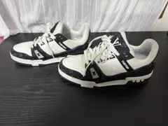Louis Vuitton スニーカー ホワイト/ブラック