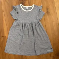 PETIT BATEAU 半袖ボーダーワンピース　6ans 116cm