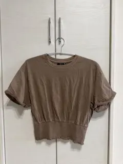 【新品、タグ付き】Bershka 半袖Tシャツ ブラウン Lサイズのサムネイル