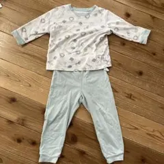 ユニクロパジャマ100
