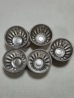 ステンレス製 　ゼリー型　菊　貝印（kai housewares)のサムネイル