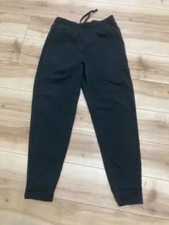 UNIQLO ウルトラストレッチ アクティブジョガーパンツ サイズS 黒