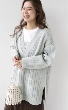 ジャーナルスタンダードレリューム スパニッシュウール ケーブルVネックニット