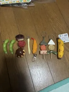 食品モチーフキーホルダー8個セット