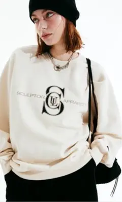 スカルプターSCULPTOR SATIN APPLIQUE SWEATSHIRT - メルカリ