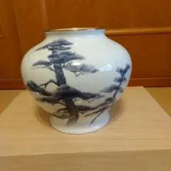 百木　春夫作　大倉陶園　ＯＫＵＲＡ 松　高級磁器　1984年のサムネイル