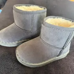 グレー スエード ベビーブーツ