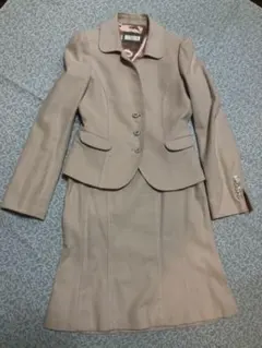 フォーマルスーツ to be chic サイズ40 セレモニースーツのサムネイル