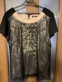お値下げ！美品⭐️ビビアンタムVIVIENNE TAM フリル　シースルーのサムネイル