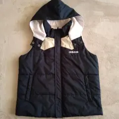 【値下げ】adidas フード付きベスト 黒/ベージュ