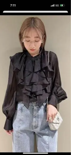 SNIDEL フリルボリュームブラウス ブラック