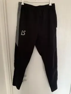 ルースイソンブラ シングルスリムパンツ　xl