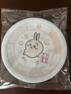ちいかわくら寿司コラボ　うさぎ　すし皿　マグネット