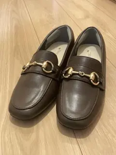 ビット付きローファー