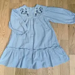 女の子　刺繍入りワンピース　110cm
