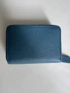 青色レザー風二つ折り財布