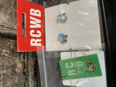 RCWB 耳環＆項鍊 2件組 (溜冰鞋＆角色邊框)
