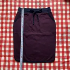 【未使用】裏ボア 赤青ストライプ タイトスカート