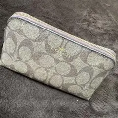 COACH ベージュ ロゴポーチ