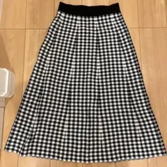 GU チェック柄フレアスカート