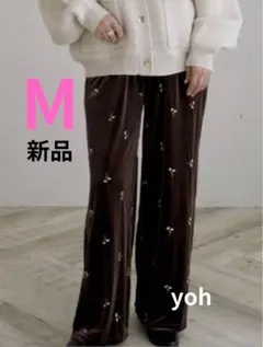 Item thumbnail for item b3f09974-e9b6-441e-b801-ad58976ee01e