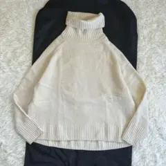 圧縮ウールハイネックセーター