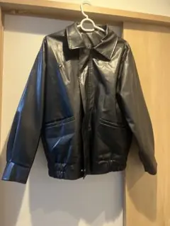 ブラックレザー風ジャケット