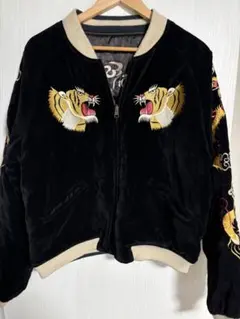 リバーシブルスカジャン