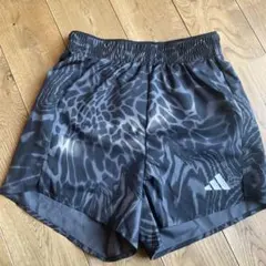 adidas トレーニングショーツ S 黒/グレー