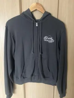 hollisterパーカー