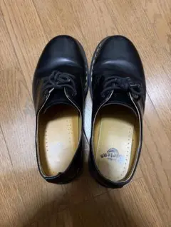 Dr. Martens ブラック