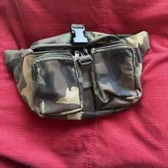 迷彩 ボディバッグ