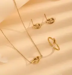 ピアスリングネックレス 3セット★幸運結びゴールド サージカルステンレス