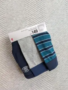 UNIQLO KIDS コットンボクサーブリーフ 3P 140 新品