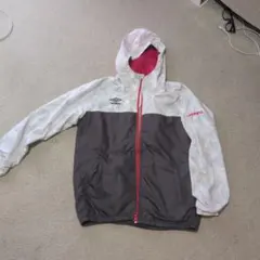 umbro ウィンドブレーカー ホワイト/グレー/レッド