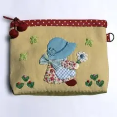 ハンドメイド スーちゃん　ポーチ　（10×14）