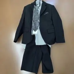 フォーマルスーツ サイズ120 黒 ネクタイ付き