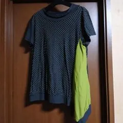 お値下げしました‼️cube ★ダークネイビーとライムグリーンの半袖Tシャツのサムネイル
