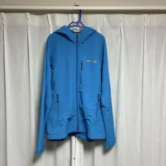 patagonia フード付きジャケット 青
