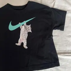 Nike 猫プリント Tシャツ