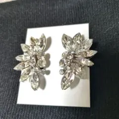 Item thumbnail for item bd226b50-55e2-42d0-8fcf-e3949faed9f6