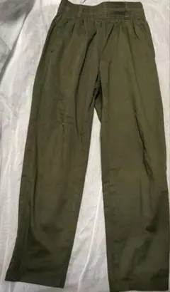 ジーユー ワイドパンツ